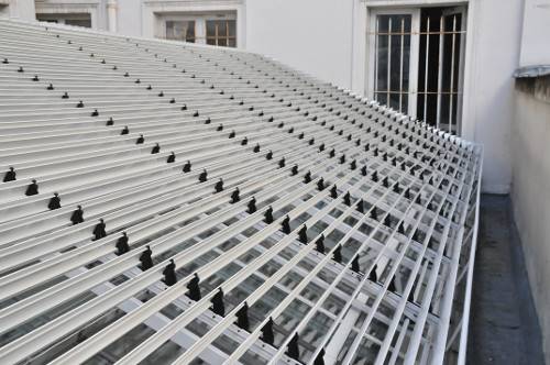 LAMELE MOBILE PENTRU UMBRIRE ACOPERIS STICLA